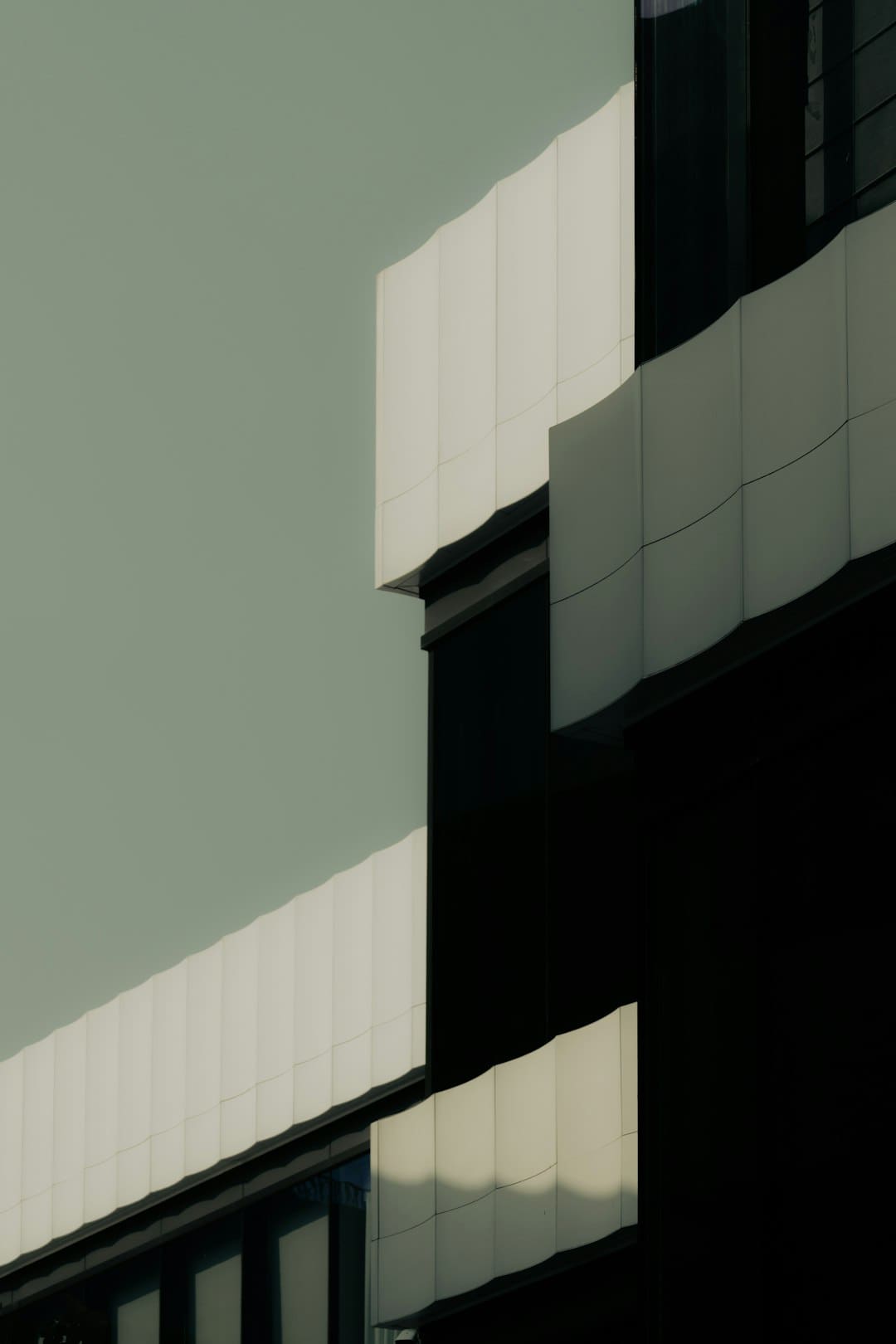 http://upload.mnw.cn/2025/0815/1755249279472.jpg